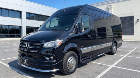 10 passenger sprinter van tucson