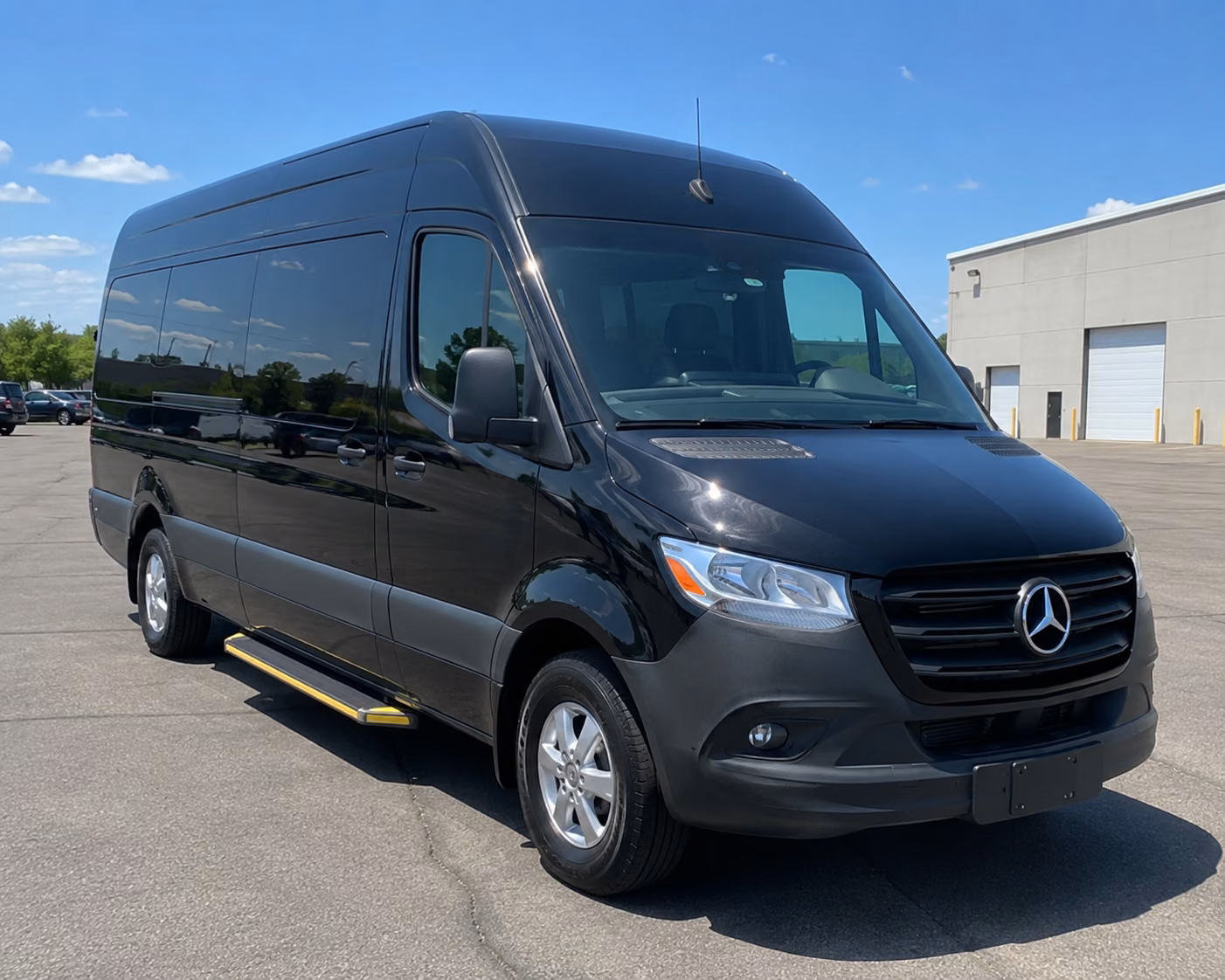 find the perfect transportation for your next airport transfer 5