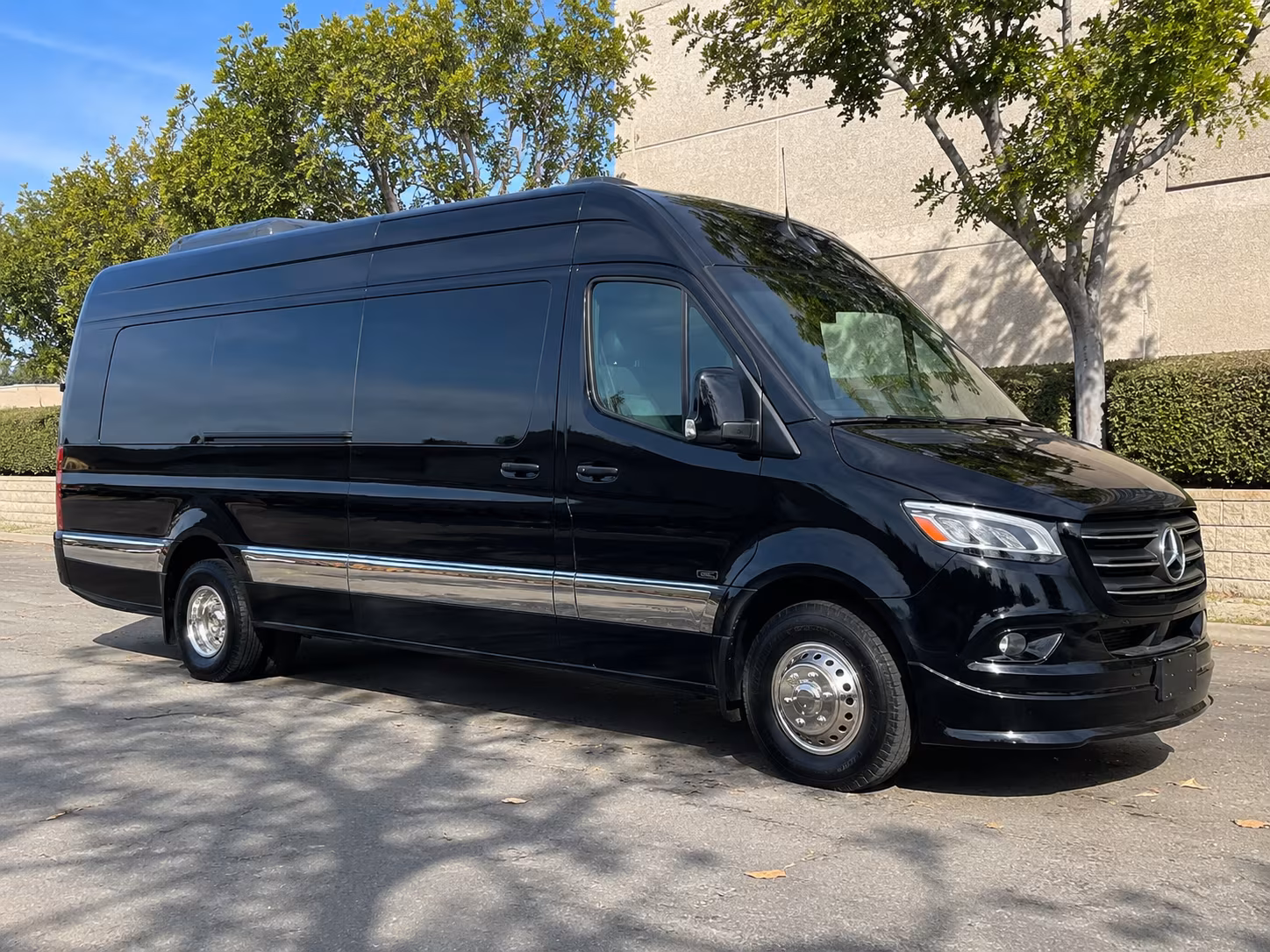 tucson employee shuttle van service