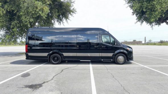 sprinter limousine tucson