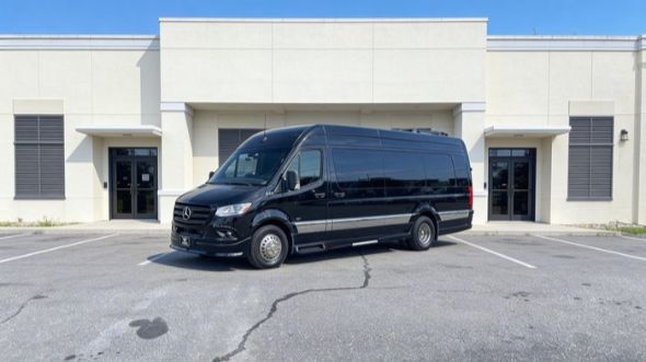 tucson 15 passenger sprinter van