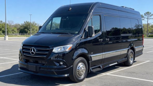 tucson 8 passenger sprinter van
